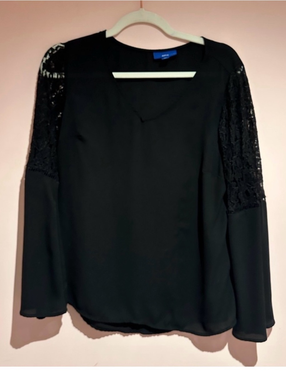 Apt. 9 Black Lace-Sleeve V-Neck Blouse